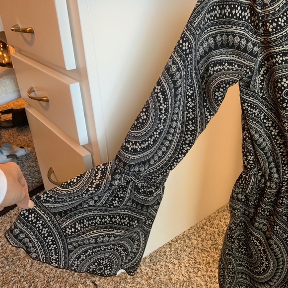 Romper - Picture 2 of 3